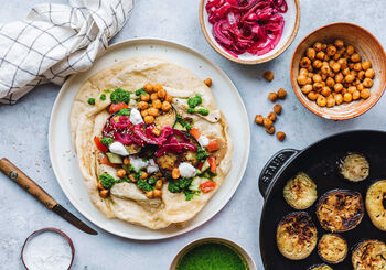 VEGAN SABICH &ndash; ISRAELI-IRAQI BREAKFAST SANDWICH