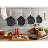 Pans, Koekenpan met houten handvat 24 cm, Zwart, small 3