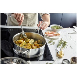 5 qt Sauté Pan With Helper Handle And Lid, 18/10 Stainless Steel 