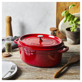 5.5 l cast iron oval Cocotte, cherry