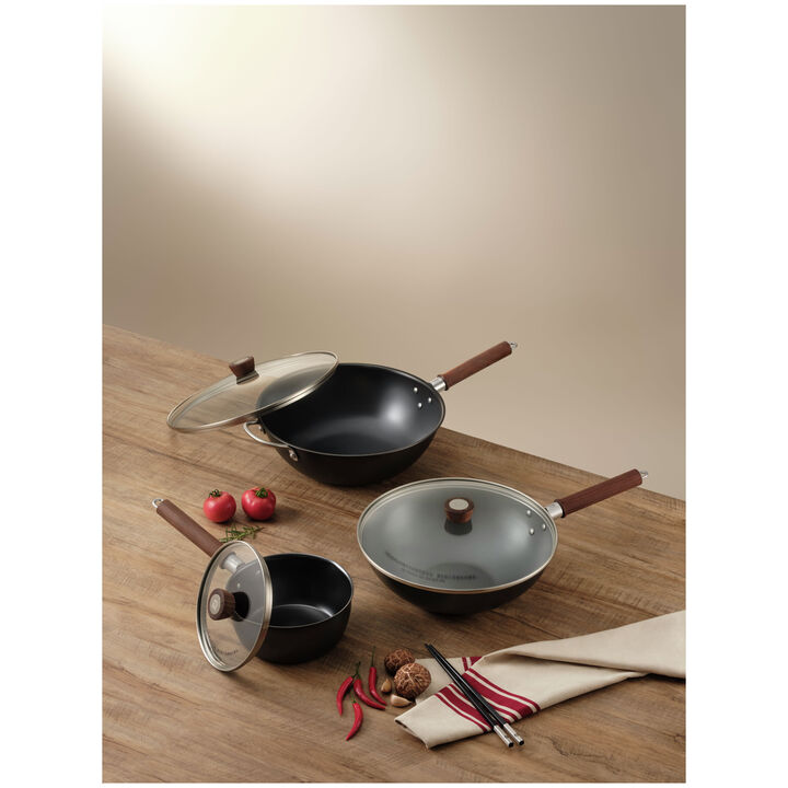 Dragon, 32 cm / 12.5 inch carbon steel Wok, large 4