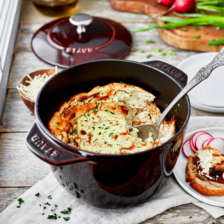 Cast Iron, 1.5 qt, Petite French Oven, grenadine, large 3