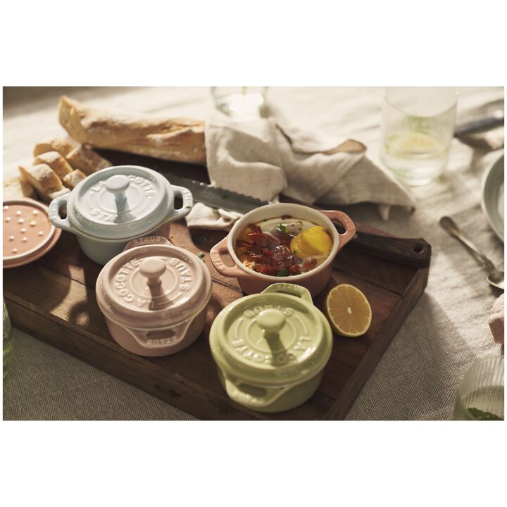 Ceramique, 6 Piece ceramic Cocotte set macaron, mixed Colours, large 4