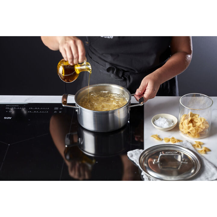 Essential 5, Casserole 18 cm / 2,2 l, large 2