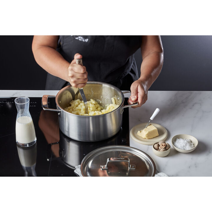 Essential 5, Casserole 24 cm / 5,2 l, large 2