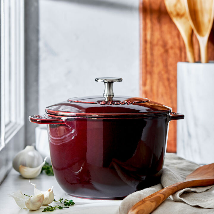 Cast Iron, 1.5 qt, Petite French Oven, grenadine, large 2