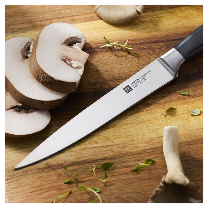 FOUR STAR, Utility knife 5 inch, fine edge, large 3