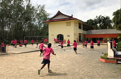 ZWILLING J.A. HENCKELS appuie l’école Chao Thai Mai